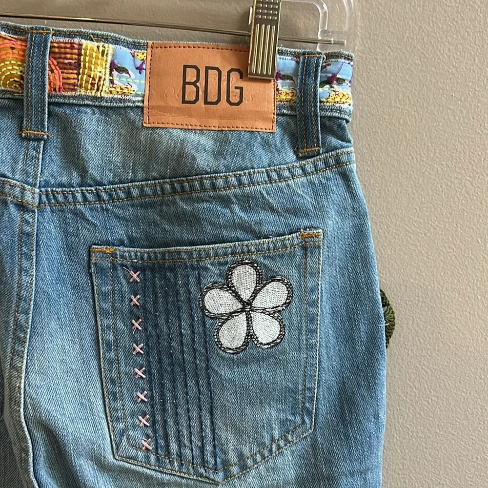 BDG High Waisted Flare Jeans Boho Hippie Crochet Embroidered Size 26
